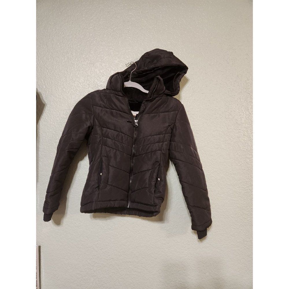 Girls black jacket SO 7-8  fuzzy inside!